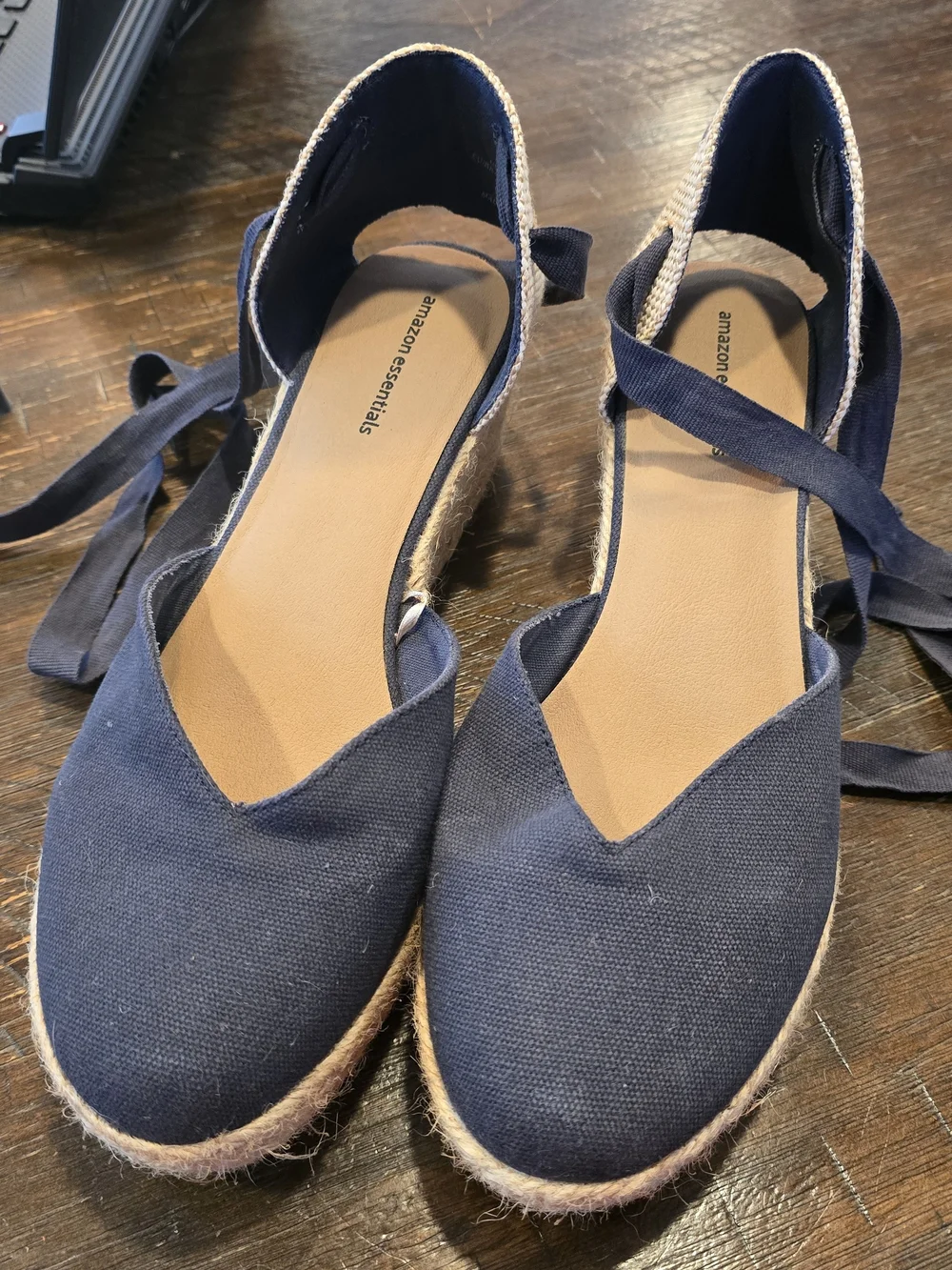 Amazon Essentials classic navy